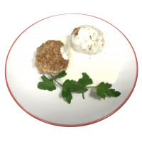 Боллы из говядины под сырным соусом